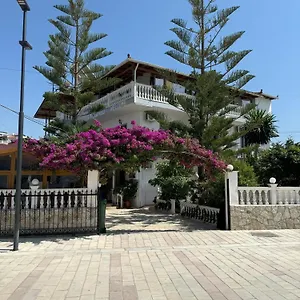  Apartman Garden Veli Albánia